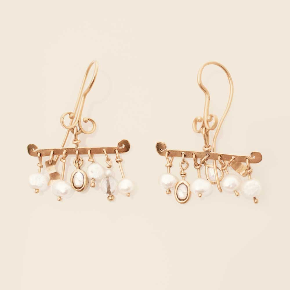 CHANDELIER ARTY EARRINGS